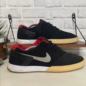 Nike Black and Red Men's Shoes